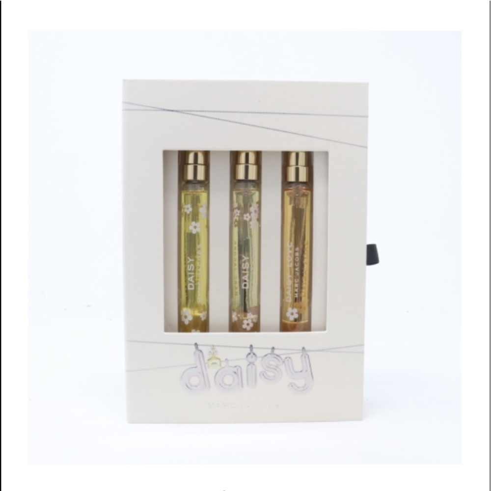 Marc jacobs daisy travel set spray trio